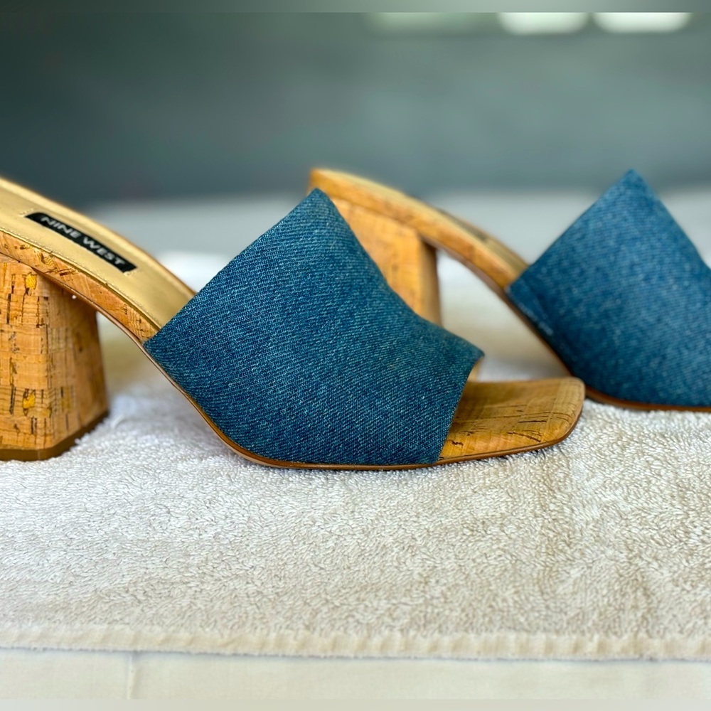 Nine West denim mule w/ cork heel. Size 8.